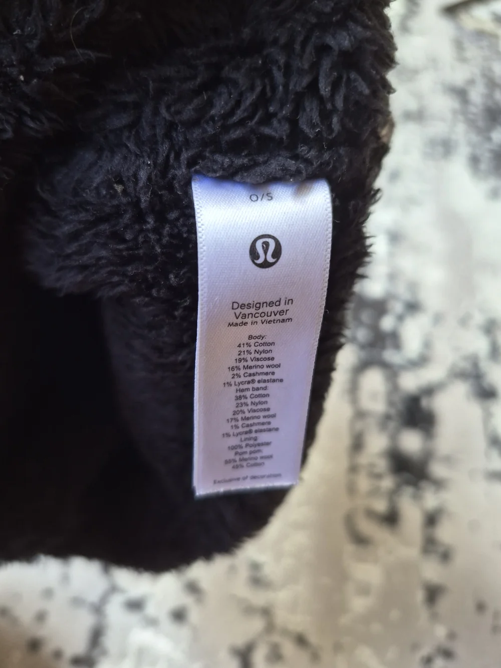 Lululemon Textured Fleece Lined Knit Beanie Size O/S Black Grey Wool, Cashmere
